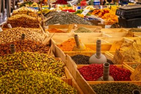 market-spices-food
